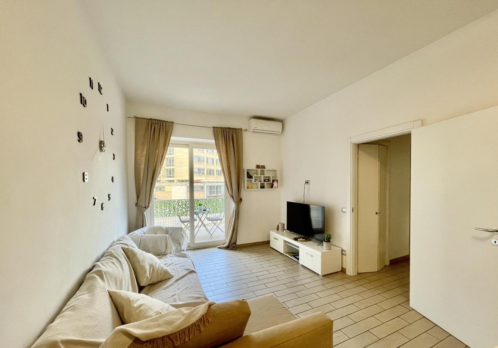 Domus Laterani By Jfm - Comfortable Apartment Big Terrace Colosseo Rom Eksteriør billede
