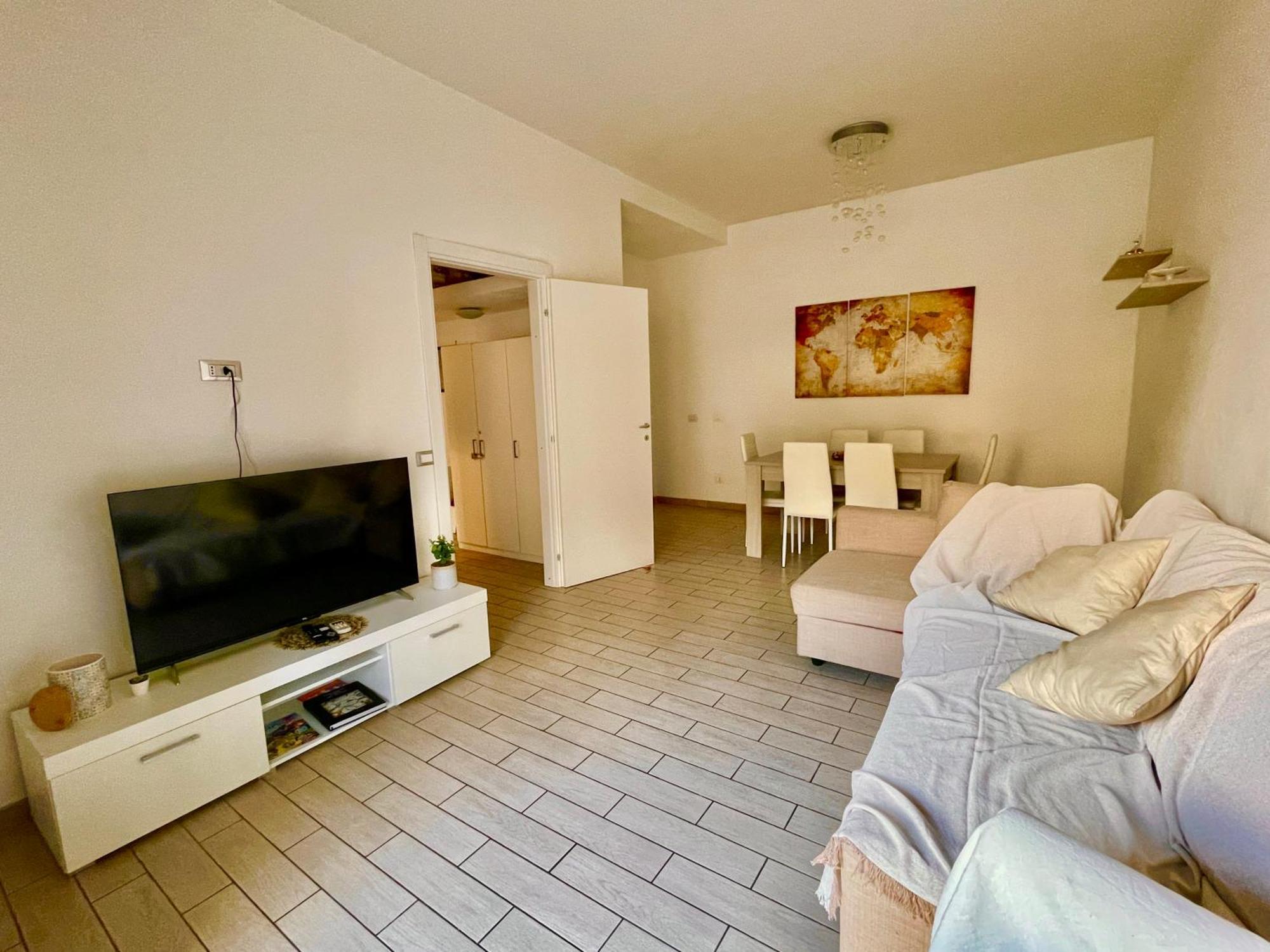 Domus Laterani By Jfm - Comfortable Apartment Big Terrace Colosseo Rom Eksteriør billede